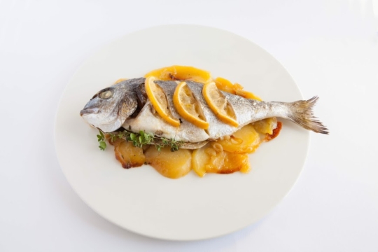 Dorada al horno con panaderas